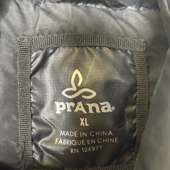 PrAna Women's Molly Down Filled Full Zip Puffer Vest Black - Picture 5 of 6